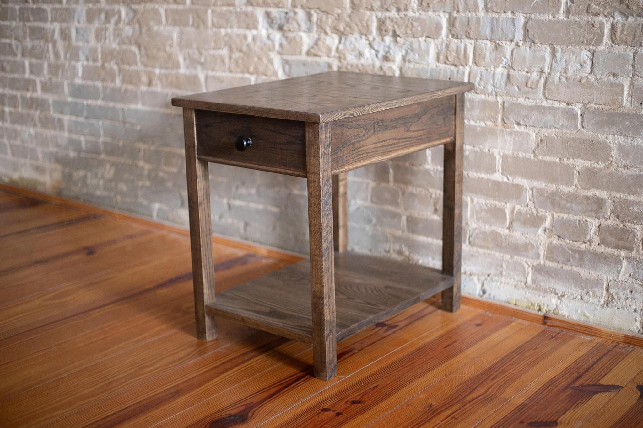 Classic End Table
