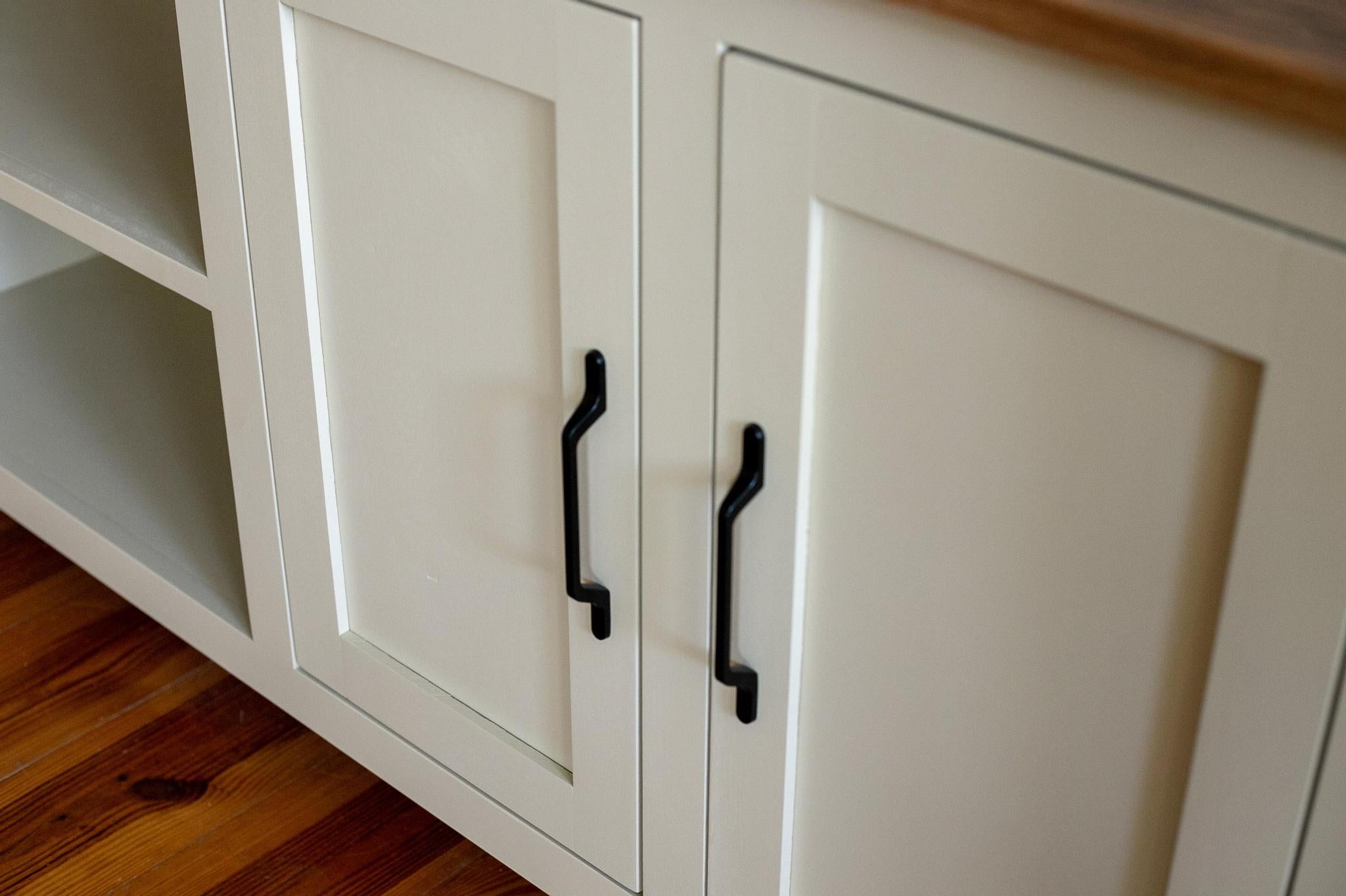 Grand Media Console