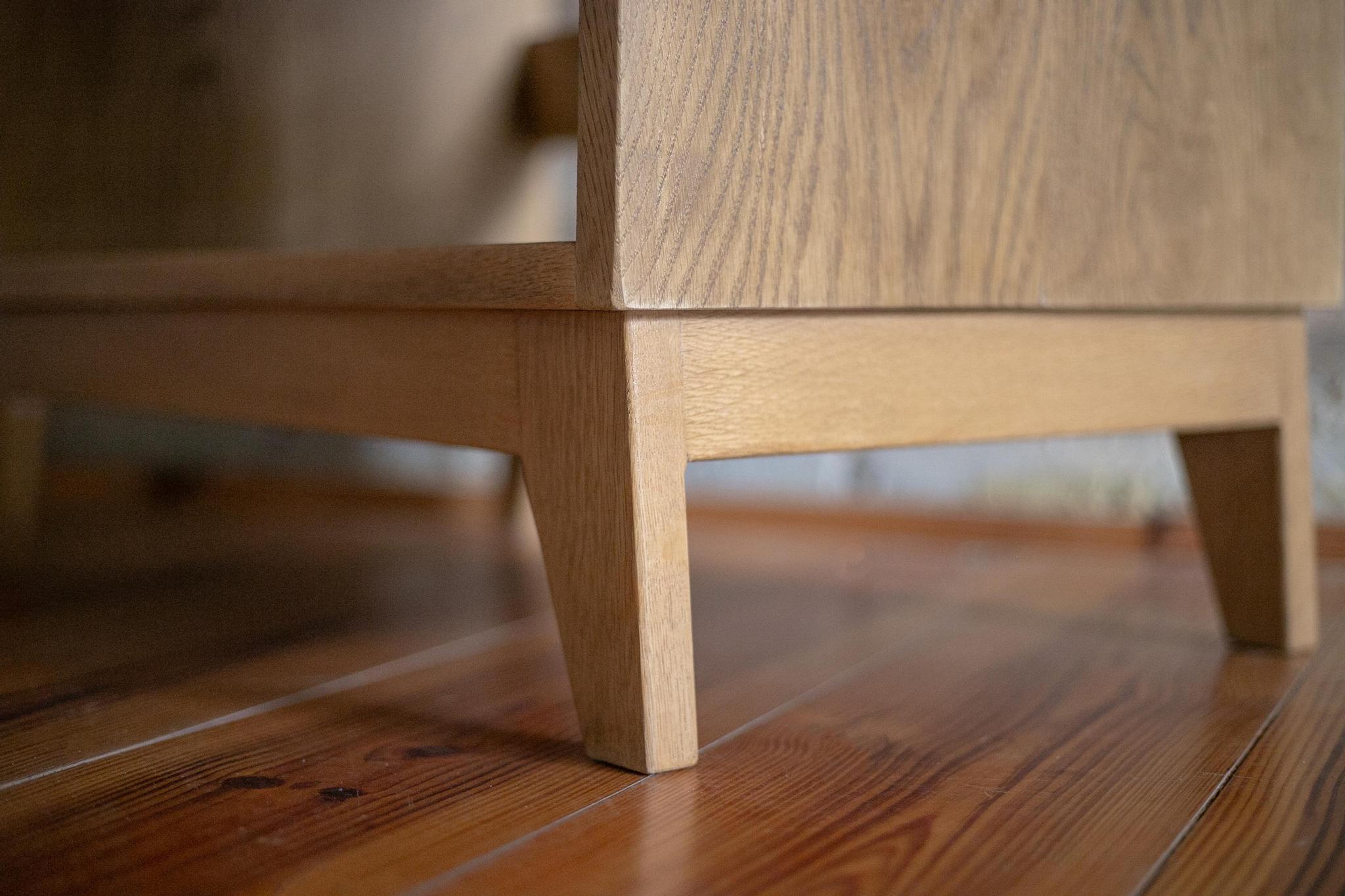 Record Player Stand