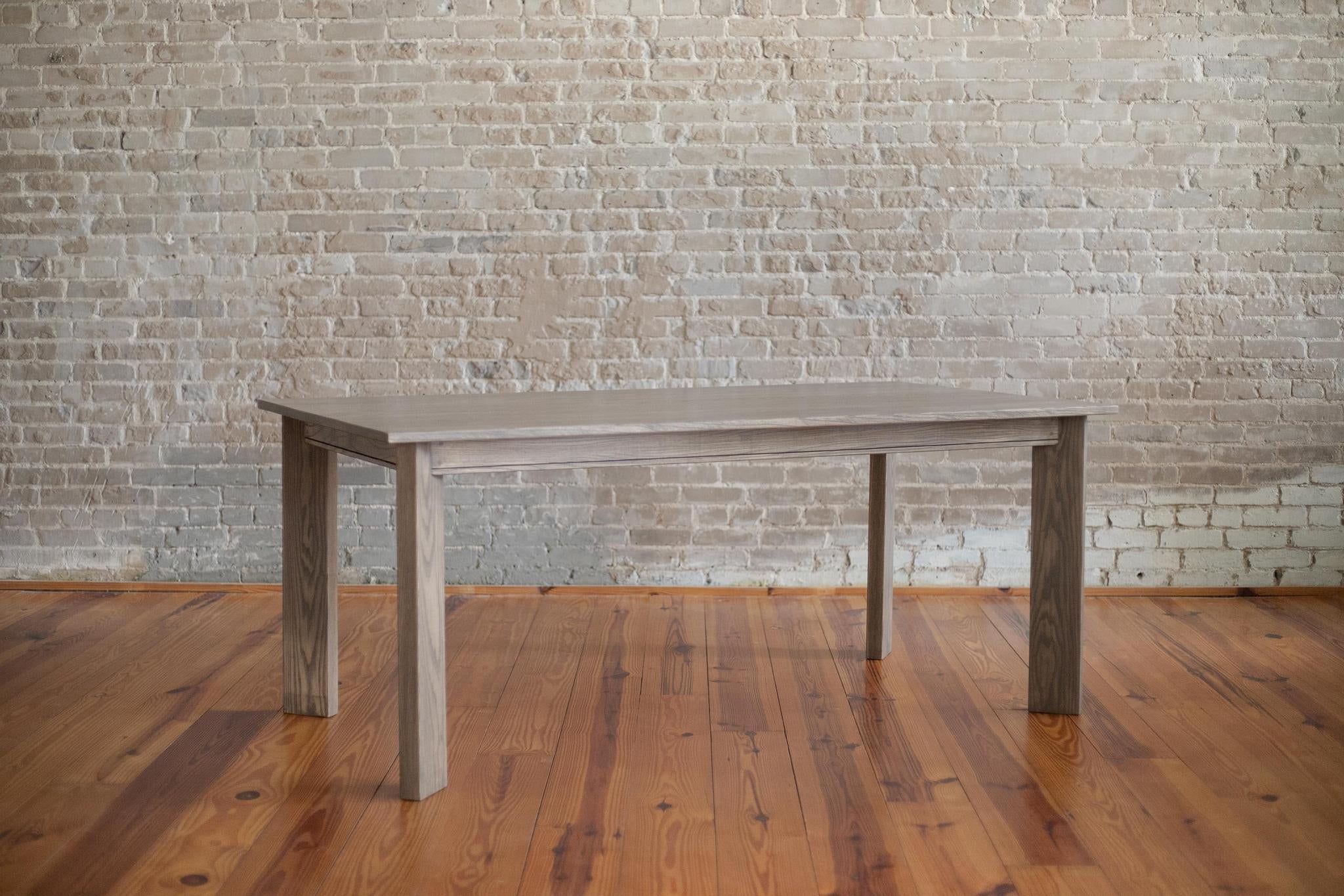 Kingsbury Table