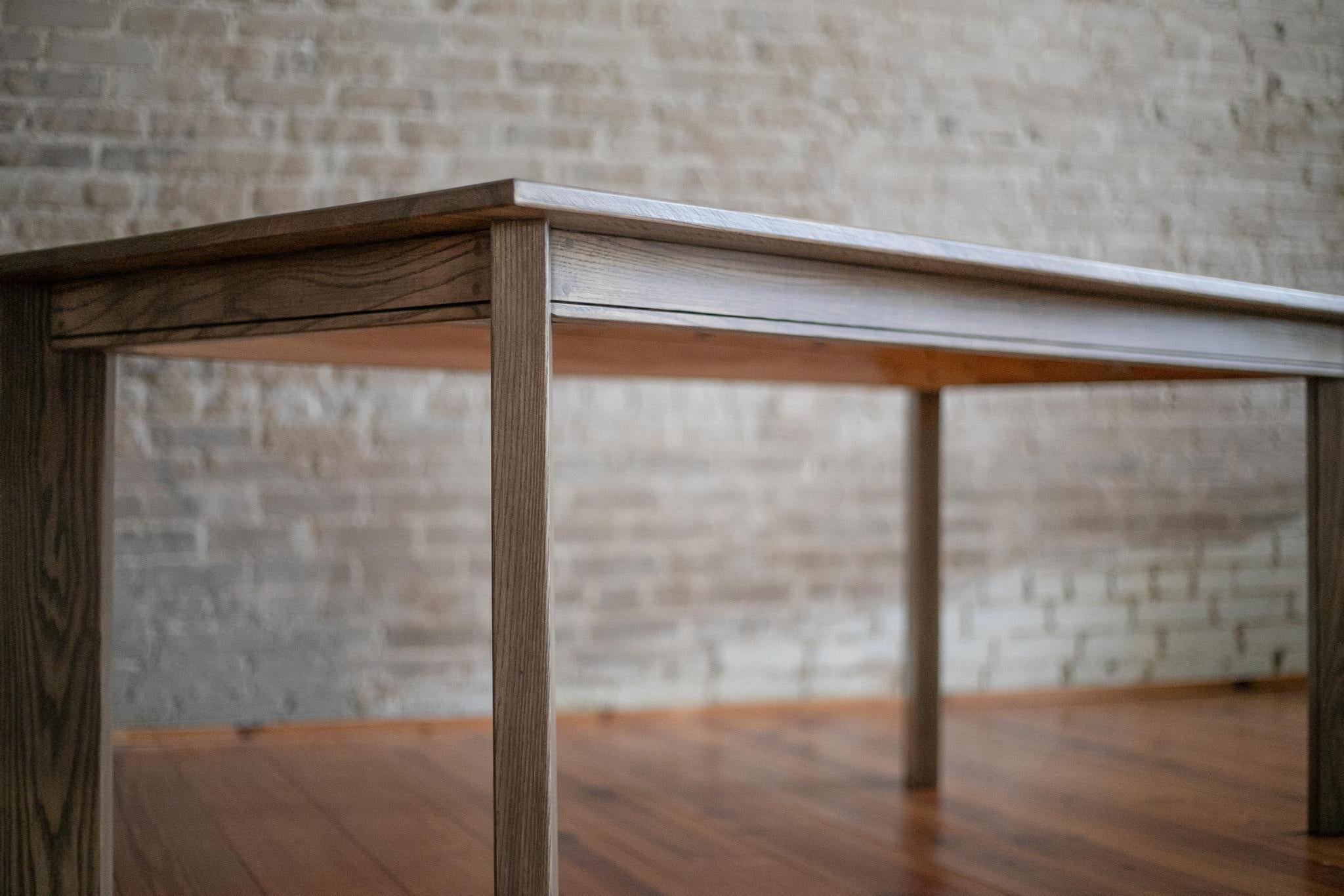Kingsbury Table