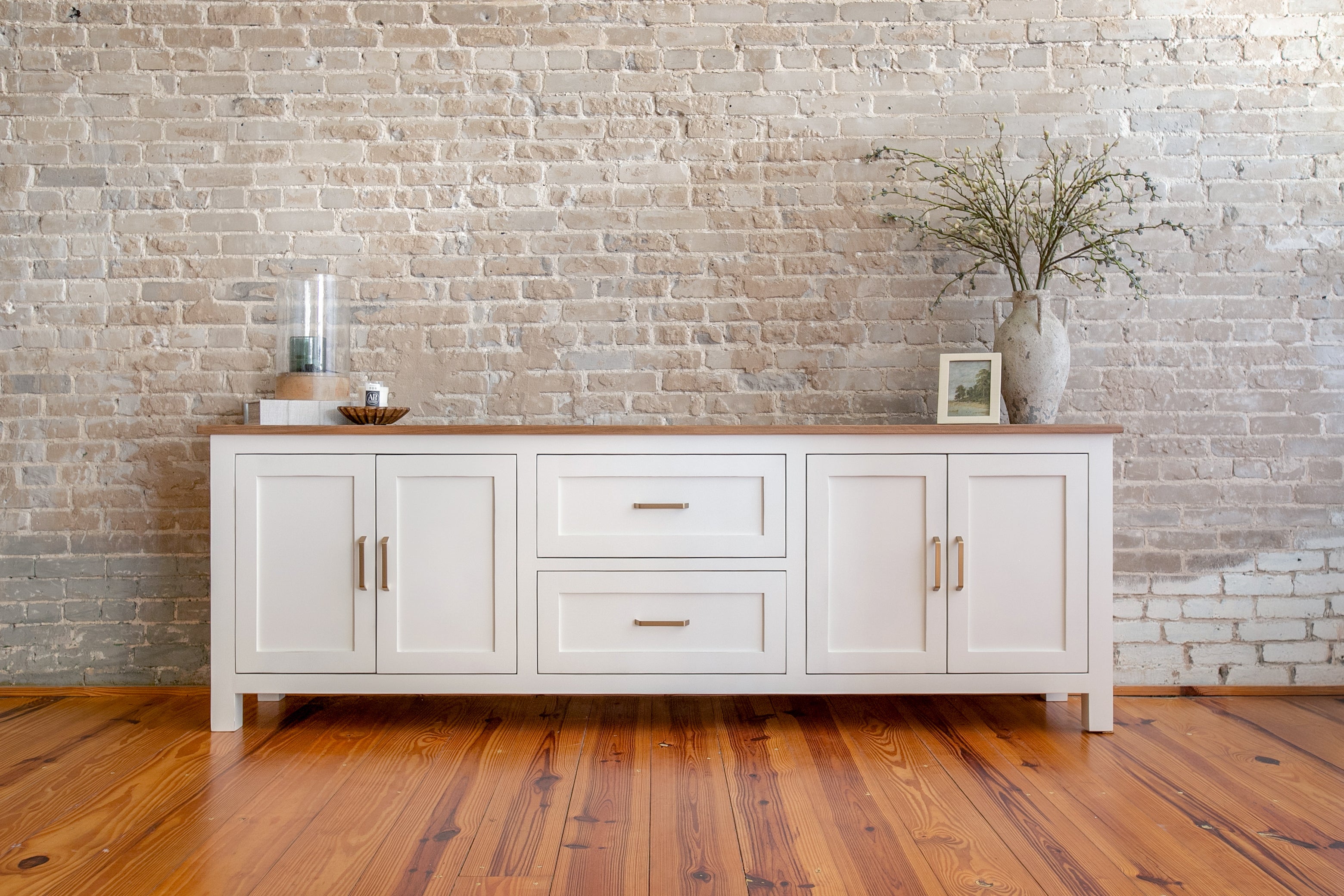 Athens Storage Console: With Legs