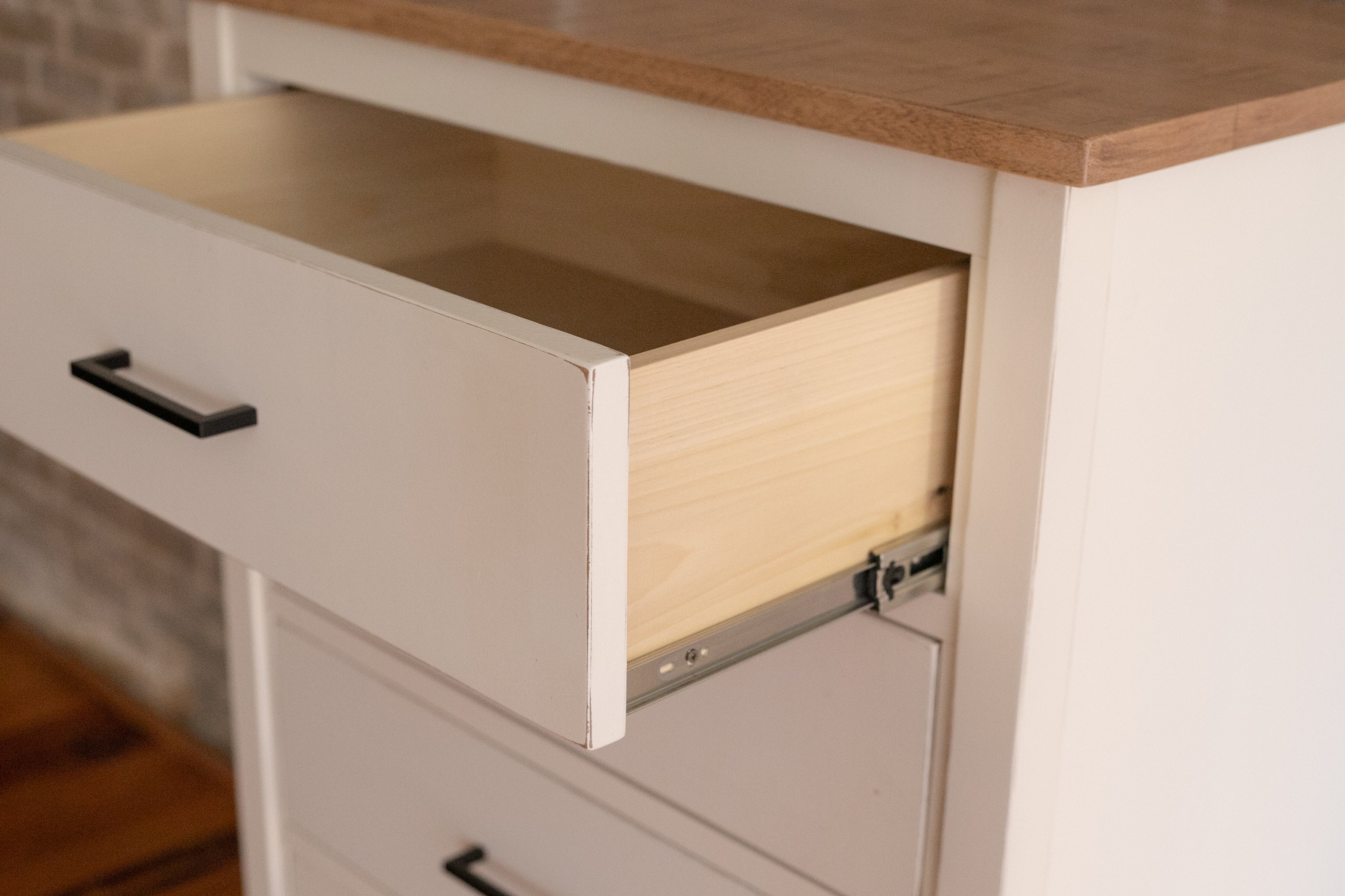 Classic 5-Drawer Dresser