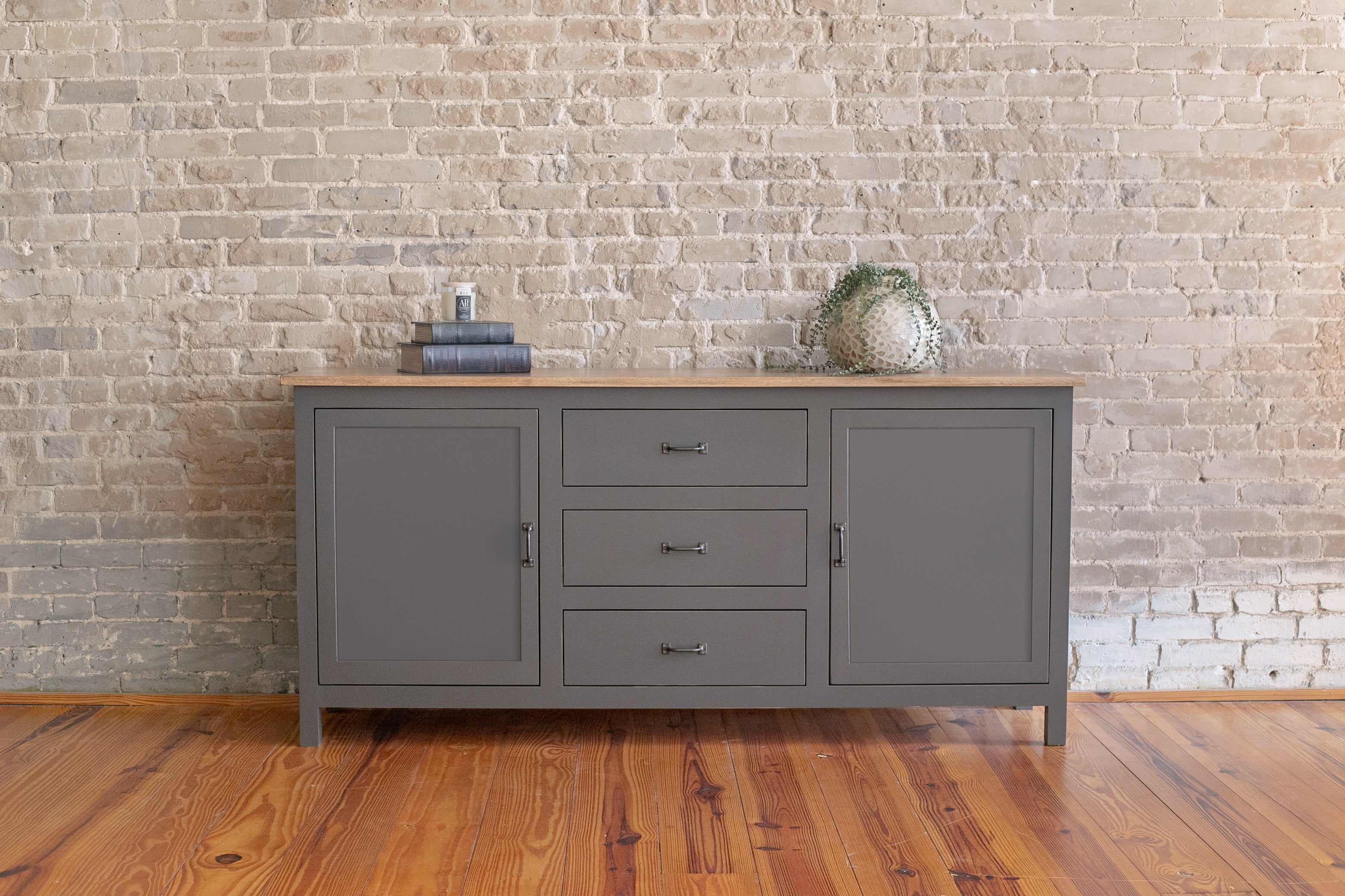 Glen Storage Console