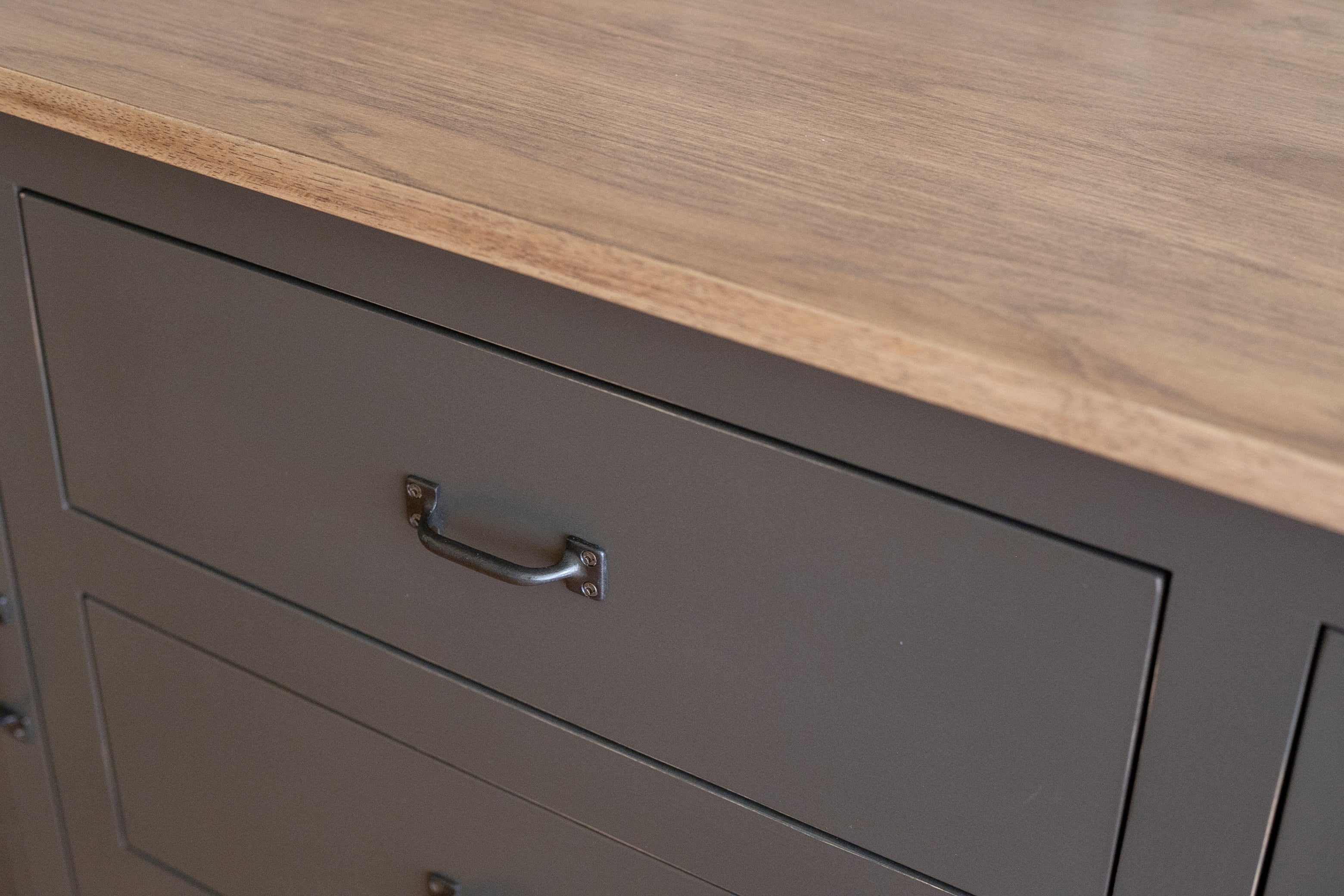 Glen Storage Console
