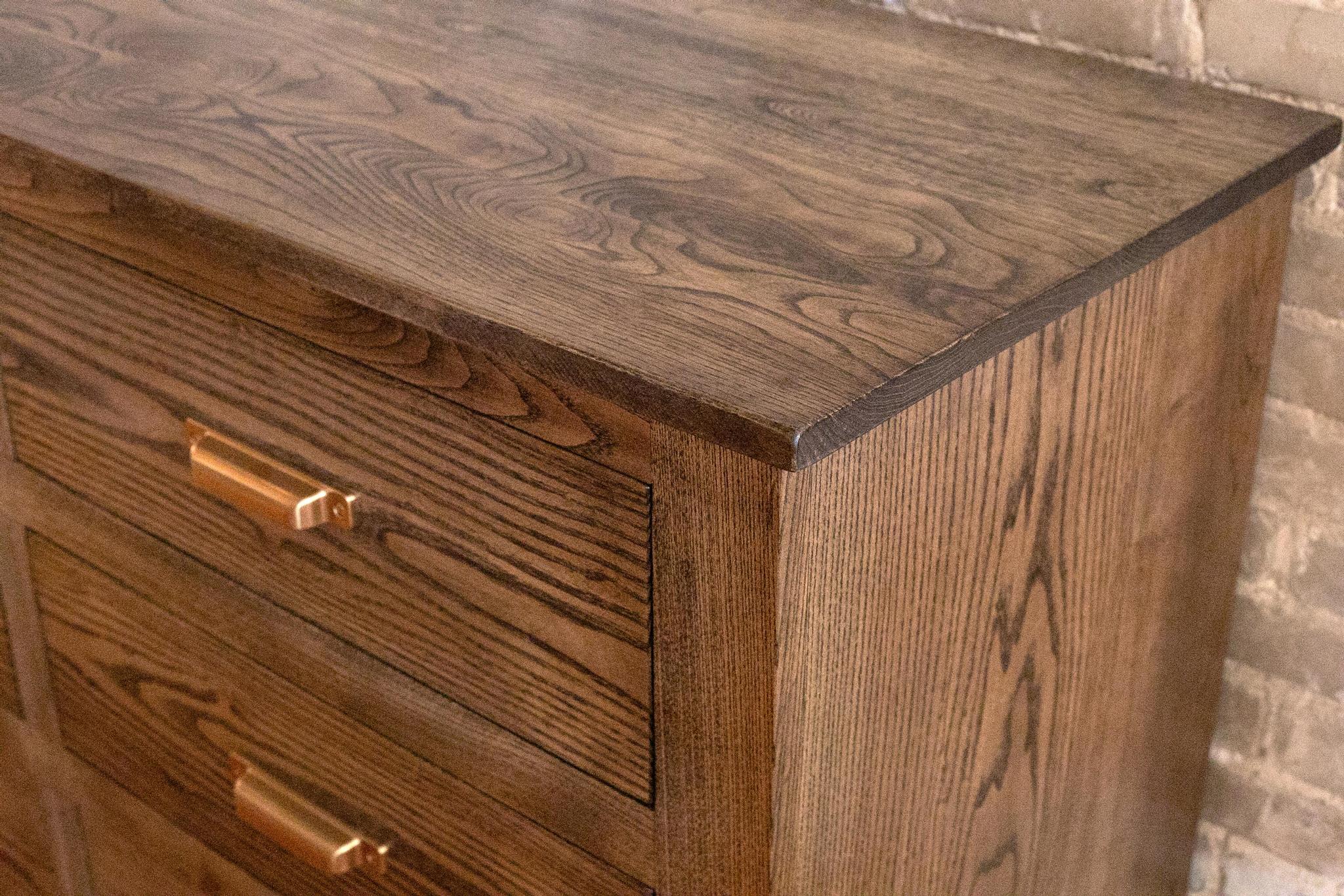 Classic 9 Drawer Dresser